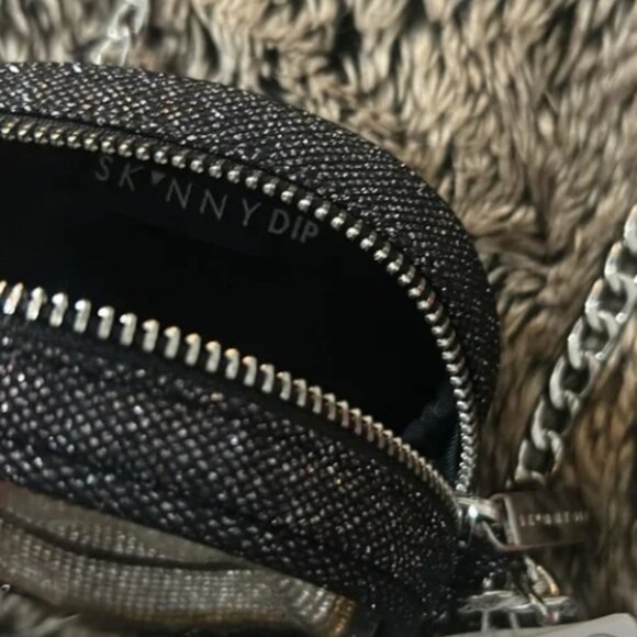 Skinny Dip Micro Chain Bag SMILEY Diamond Encrusted Crossbody NWT - Picture 6 of 6